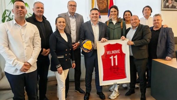 Танасковић предводио спортску делегацију током посете Лебану
