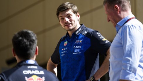 Auto smrskan u paramparčad! Verstapen se zakucao u drvo, jeziv prizor! (FOTO)