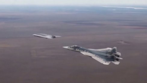 RUSKI AS OTKRIO: Novi dvosed Su-57 biće terminator neba i gospodar dronova! (VIDEO)