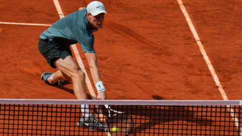 Titula nadohvat ruke: Siner rutinski do 19. pobede!