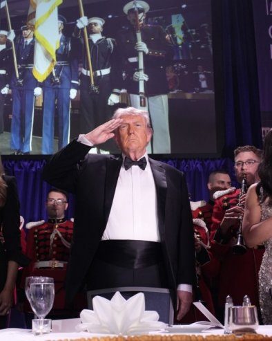 Познати водиитељ на стубу страма због изјаве о Меланији Трамп: Изгледаш као трудна удовица (видео)