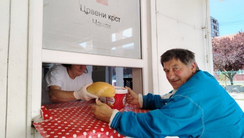 Beskućnik koji se hrani u narodnoj kuhinji, a spasao je 100 života: Prvoslav Glavonjić nema adresu, ali je najbogatiji u Čačku