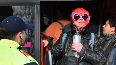 Woke култура и блокадери: Фронт против традиционалних вредности, секта која разара Србију