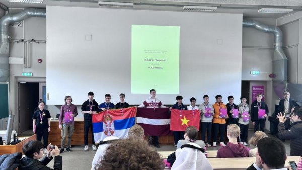 Четири злата и сребро: Ученици Математичке гимназије постигли најбољи резултат до сада на олимпијади из физике