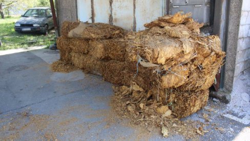 Заплењена велика количина дувана: Држава оштећена за више од  шест милиона динара (фото)