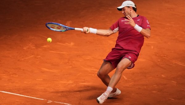 Какав меч у Мадриду: Руд у четвртфиналу, Циципас пропустио велику шансу