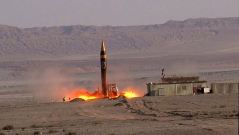 ŽESTOKA ESKALACIJA IZMEĐU IZRAELA I IRANA, LETE RAKETE NA SVE STRANE: Huti izvršili napad, potpuna zabrana plovidbe u Crvenom moru