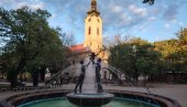 САТ НА ЦРКВИ У КИКИНДИ ПОНОВО ОТКУЦАВА ТАЧНО ВРЕМЕ: Поправљен механизам из 1908. године (ФОТО)
