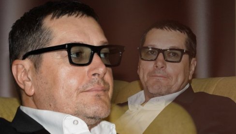 To je za mene mučan period: Aco Pejović živeo u oronulom domu u sobi sa 7 ljudi