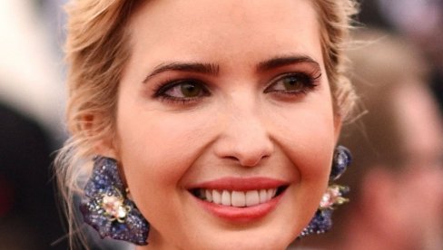 Kao prava princeza: Ivanka Tramp je odabirom haljine umalo zasenila Melaniju (foto)