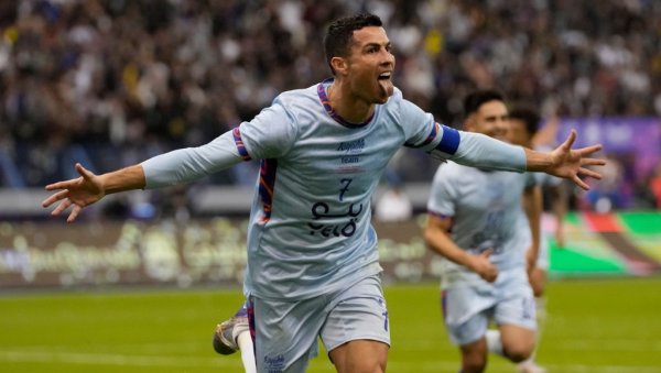 Навијачи су у шоку: Кристијано Роналдо најавио крај каријере!
