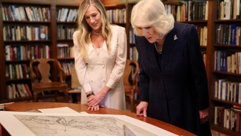 За састанак са Камилом одабрала хаљину која личи на креацију принцезе Дајане: Стајлинг Саре Џесике Паркер је прст у око британској краљици