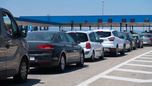 Saobraćajni kolaps: BiH i Hrvatska pod pritiskom prazničnih putovanja