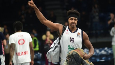 PARTIZAN GUBI TRKU! Grobari u šoku - ljubimac navijača oblači crveno-beli dres!