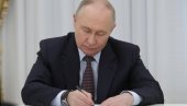 Путин за Први мај одликовао највредније: Петоро Руса добилo титулу Хероја рада