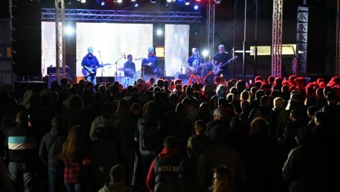 Majska gitarijada: Prvo mesto za „KokLok“, drugo i treće za „Anemonu“ i „Lakrdiju“