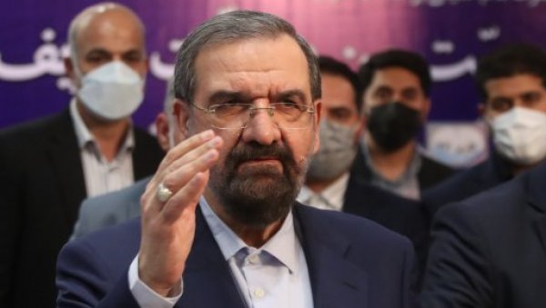 Ирански званичник оплео по Америма: САД једини пирати који имају носаче авиона