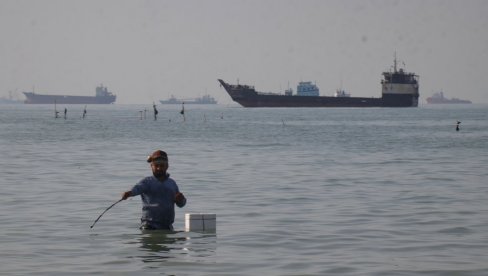 Сукоб на Блиском истоку: Погођен танкер у Ормуском мореузу; Хезболах испалио навођену ракету на Либан