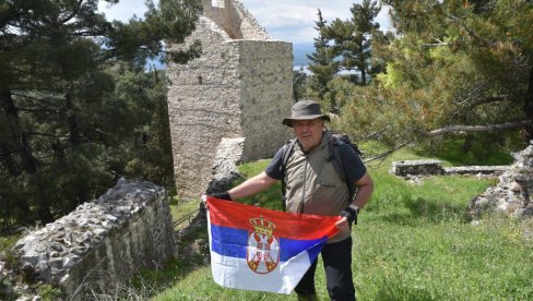 U grčkom mestu Serviji, prvom srpskom gradu kojeg je u istoriju upisao romejski car Porfirogenit: Ime i Dušanova kula nadživeli imperije