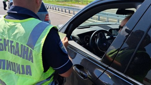 JEDNA OSOBA TEŠKO, A ŠEST LAKŠE POVREĐENO: U Južnobačkom okrugu za dan dogodilo se 11 saobraćajnih nesreća