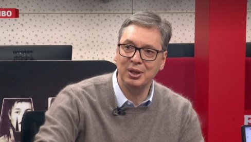 Иза налепнице Студенти побеђују не стоји ништа Вучић: Све је превара