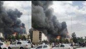 НАЈМАЊЕ 8 ЉУДИ ПОГИНУЛО У ПОЖАРУ У ТРЖНОМ ЦЕНТРУ: Стравичне сцене у Техерану (ФОТО/ВИДЕО)