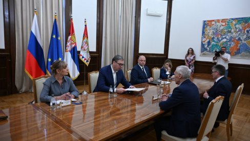ВУЧИЋ ОТКРИО ДЕТАЉЕ СУСРЕТА СА БОЦАН-ХАРЧЕНКОМ: Амбасадору предао писмо за Путина, разговарали о многим важним темама (ФОТО)