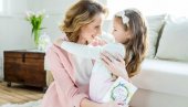 ПОШТОВАЊЕ ЗАПОЧИЊЕ У ПОРОДИЦИ: Најпаметнији родитељи своју децу уче ових 8 старомодних лекција