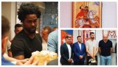 КАКВЕ СЦЕНЕ НА МАЛОМ КАЛЕМЕГДАНУ: Кошаркашки клуб Црвена звезда прославио Ђурђевдан, и то како (ВИДЕО)