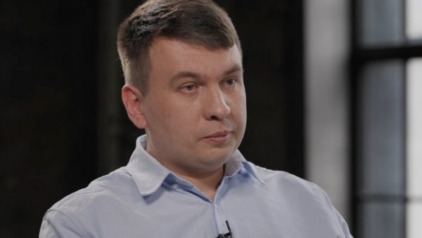 ДВОСТРУКИ АРЖШИНИ БИВШЕГ ПУТИНОВОГ ЧОВЕКА: Ремесло величао руског лидера, а сада упозорава на крах система