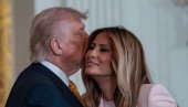 ТРАМПОВ ПРОБЛЕМ СА МЕЛАНИЈОМ: Војска је морала да ми помогне! Прича насмејала планету: Поравите ово, убија ме!