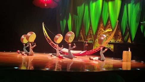 СВЕТСКА СЕНЗАЦИЈА ЈЕ У СРПСКОЈ ПРЕСТОНИЦИ: Cirque du Soleil доводи свет инсеката у Београд са инвазијом боја и адреналина (ФОТО)