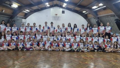 ČETVRT VEKA SJAJNIH REZULTATA : Značajan jubilej, 25 godina od osnivanja Atletskog kluba „Apatin“