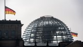 НЕМАЧКА МИНИРА ФРАНЦУСКИ БУЏЕТ: Процурео интерни документ из Берлина у коме се тражи смањење заједничке ЕУ потрошње