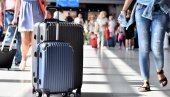 ОВО НЕ КУПУЈТЕ НА АЕРОДРОМУ: Не бацајте новац пре него што полетите