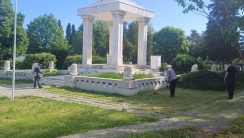 АКЦИЈА ЗА ОЧУВАЊЕ КУЛТУРНО-ИСТОРИЈСКЕ БАШТИНЕ: Осуђеници из Зајечара помагали у чишћењу француског војног гробља у том граду