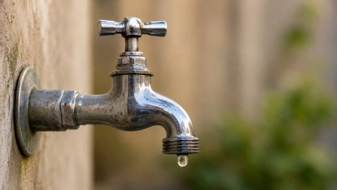 SPREMITE ZALIHE, OVIH SEDAM NASELJA OSTAJU BEZ VODE: Isključenja i na Aerodromu Nikola Tesla