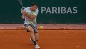 LASLO ĐERE U FINALU! Lajović poražen u Valensiji