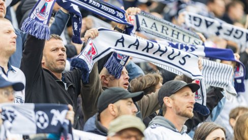 OPŠTE LUDILO I SEZONA IZ SNOVA! Ovaj tim je šampion svoje države nakon 40 godina