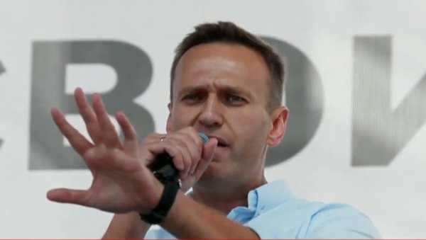 НОВИЧОК У ДОЊЕМ ВЕШУ, АГЕНТ ПРЕВАРЕН НА СТАРУ ЦАКУ: Како је Наваљни осрамотио ФСБ, обмануо атентатора да је помоћник шефа (ВИДЕО)