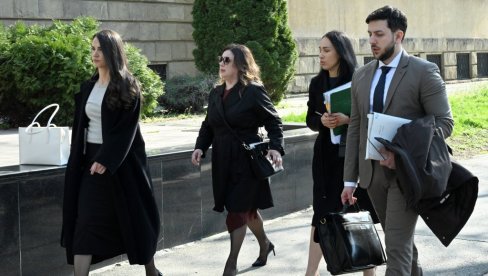 DANAS NASTAVAK SUĐENJA KECMANOVIĆIMA: Težak dan za roditelje ubijenih, fotografije masakra biće predmet današnjeg ročišta