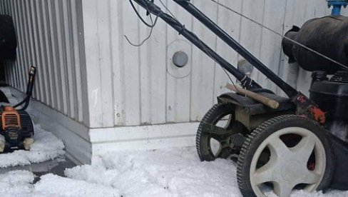 ISPALJENO 70 PROTIVGRADNIH RAKETA: Veliko nevreme u okolini Gradačca - Zabelelo se ko usred zime (VIDEO, FOTO)