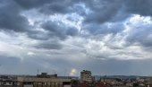 PLJUSKOVI I GRMLJAVINA JOŠ SU SA NAMA: Temperatura ide do 29 stepeni posle jutarnje kiše