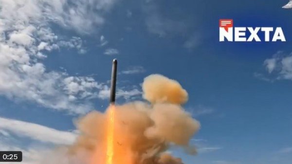 РУСИ ТЕСТИРАЛИ НАЈНОВИЈУ НУКЛЕАРНУ РАКЕТУ ИЗ ПАКЛА: Бојева глава јача четири пута од свих у тој класи  (ВИДЕО)