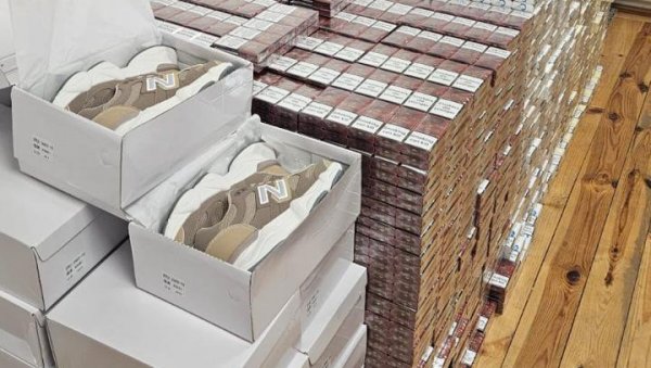 ШВЕРЦОВАО ЦИГАРЕТЕ ВРЕДНЕ 45.ООО ЕВРА: Акција Граничне полиција у Рожајама (ФОТО)