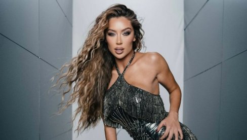 VAN SEBE SAM: Novi album Tee Tairović posle 10 sati na vrh trendinga i slušanosti - Ovo se ne pamti, Dominantna izdominirala (FOTO)