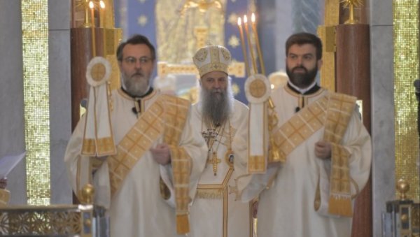 ПОЧЕЛО РЕДОВНО ЗАСЕДАЊЕ САБОРА СПЦ: Патријарх Порфирије служио литургију у Храму Светог Саве (ФОТО/ВИДЕО)