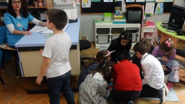 РОДИТЕЉИ ПОДНЕЛИ 14.234 ЗАХТЕВА: Завршено пријављивање за упис у вртиће, листе од 1. јуна