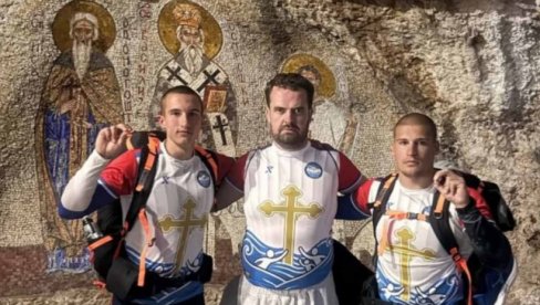 SVAKI KORAK MOLITVA SVETOM VASILIJU: Banjalučani David i Ivan pešačili 500 kilometara do Ostroga kako bi pomogli bolesnom kolegi