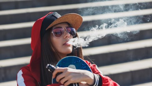 ZABRINJAVAJUĆE OTKRIĆE SRPSKIH NAUČNIKA: Šta elektronske cigarete rade plućima i koja aroma je najgora